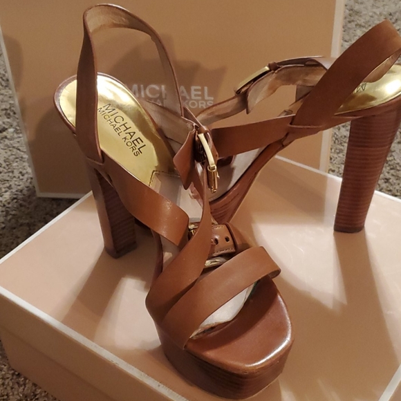 Michael Kors Platform Heels - Picture 7 of 7